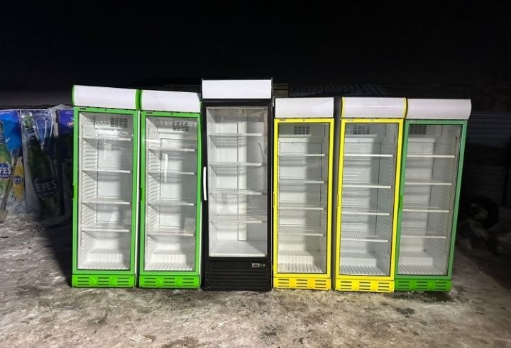 Витринные.холодильник