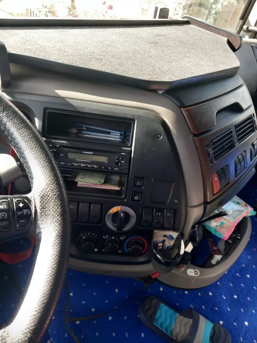 DAF XF si semiremorca Khrone