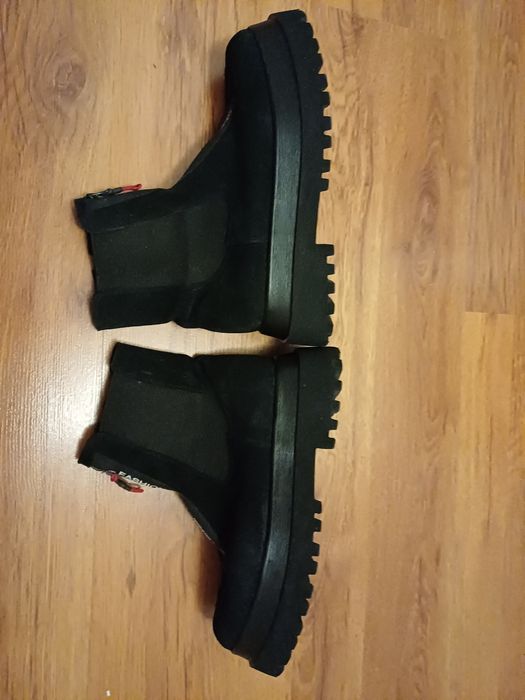 Ghete piele intoarsa