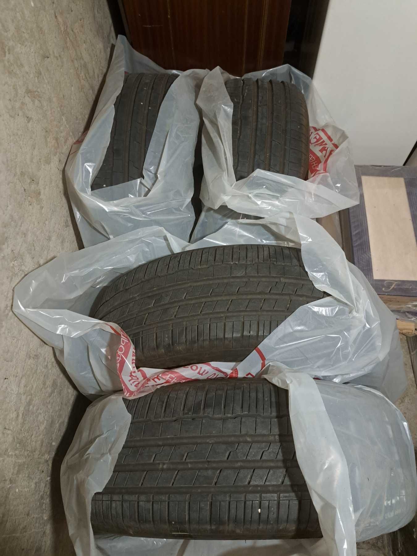 HANKOOK VENTUS S1 EVO3 225/55/19 на 4000км,като нови