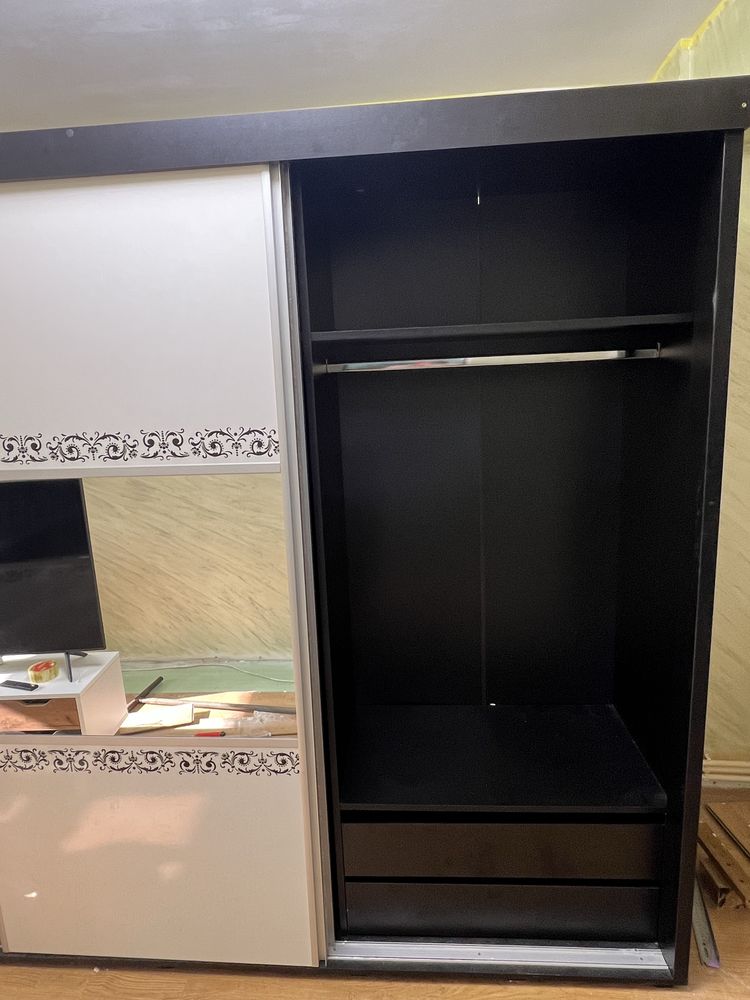 Vand dressing dormitor