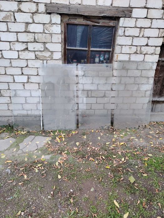Продам стекло оконные