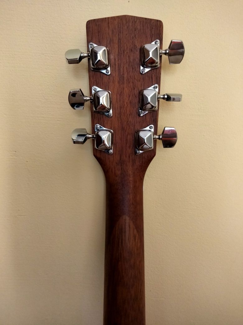 Електро акустична китара Cort+Fishman 301+Седло и нът от кост
