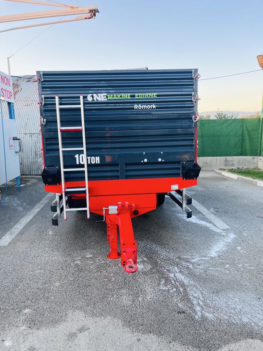 Тракторно самосвално ремарке