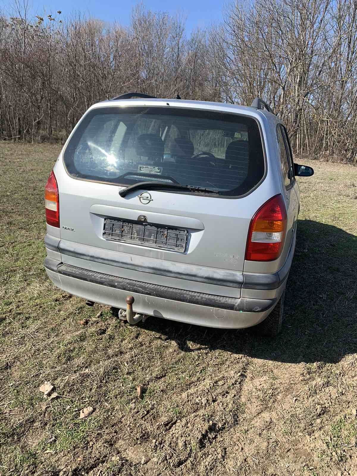 На части. Опел зафира 1.8, 116 конски сили, 2000 година, бензин.