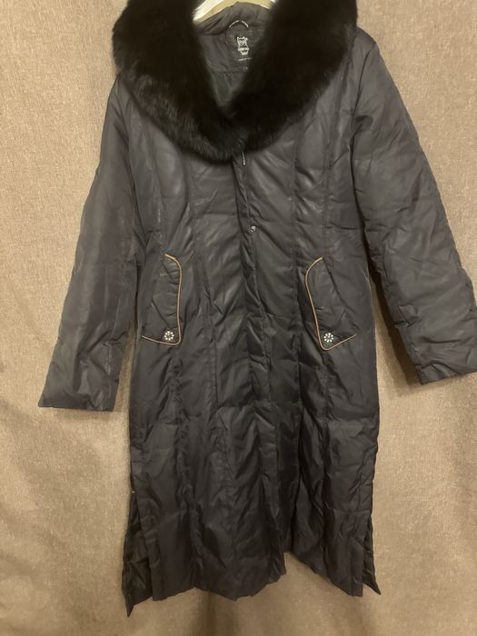Продам пальто куртку
