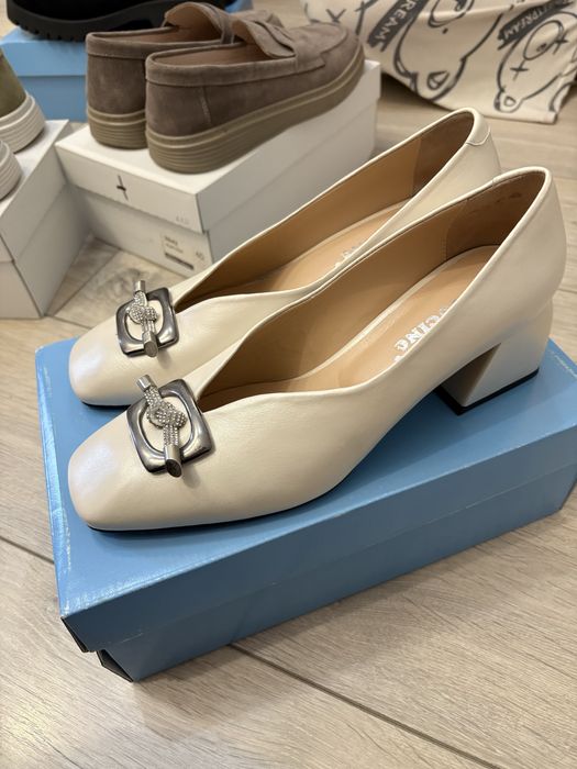 Туфли 39 размер новые