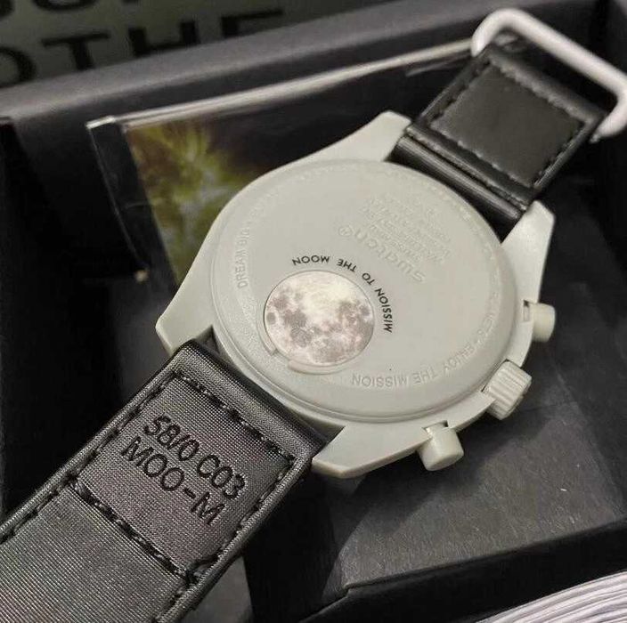 Omega Swatch Moonswatch Mission to the Moon