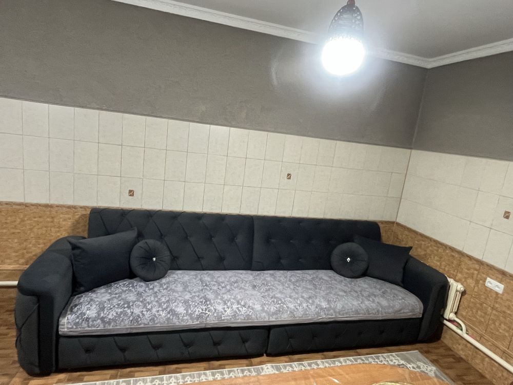 Продам шикарный диван