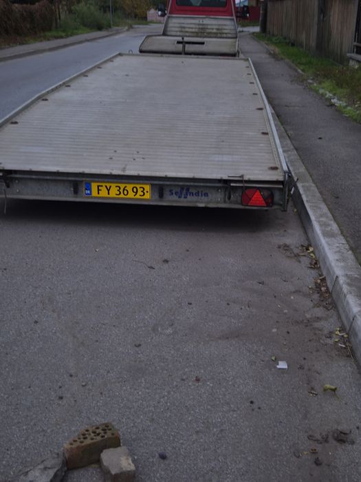 Platformă auto dubla ALUMINIU 2 auto Vezeko Le Mans si Iveco Daily