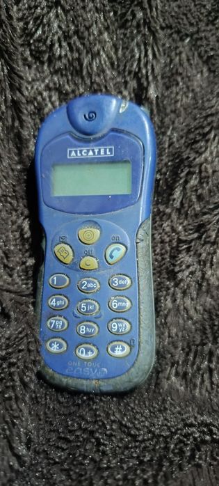 Telefon mobil Alcatel