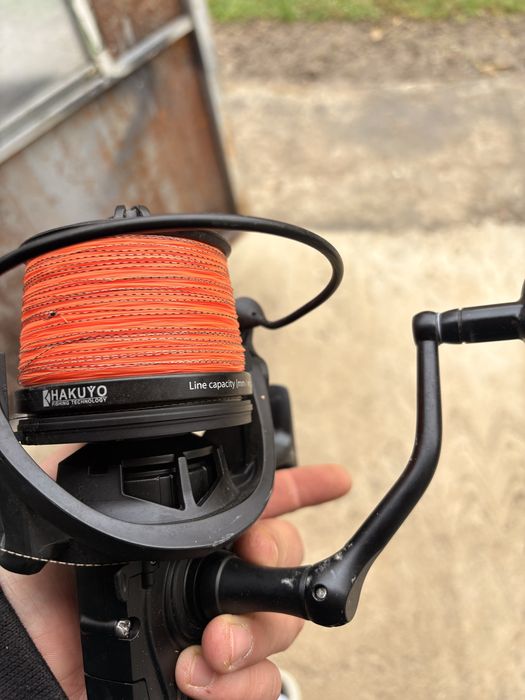 Vând 2 mulinete Hakuyo mx 14000 slim