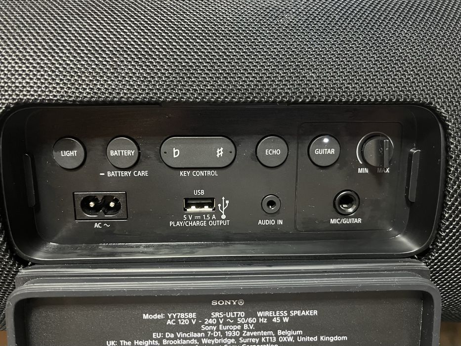 Bluetooth колонка Sony SRS - ULT 70