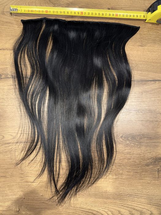 Естествена черна коса