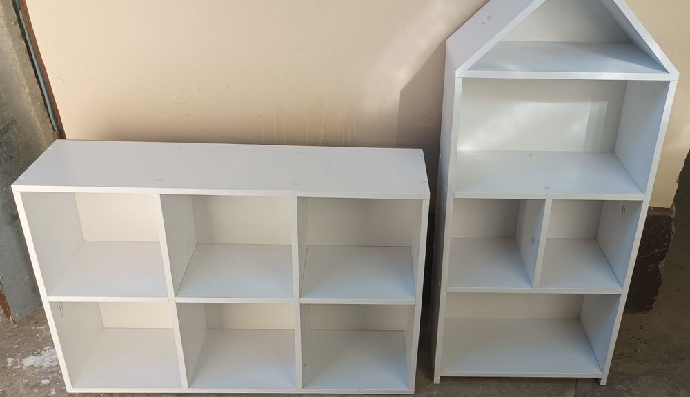 Детская мебель столы стулья стеллажи