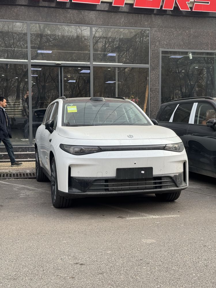 Leapmotor C16 Arzon narxlarda 3 yil Garantiya tayyor