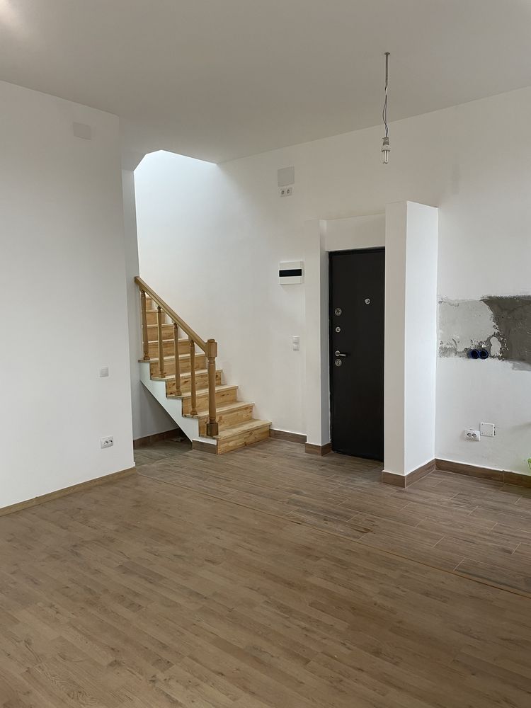 vand apartament 2camere