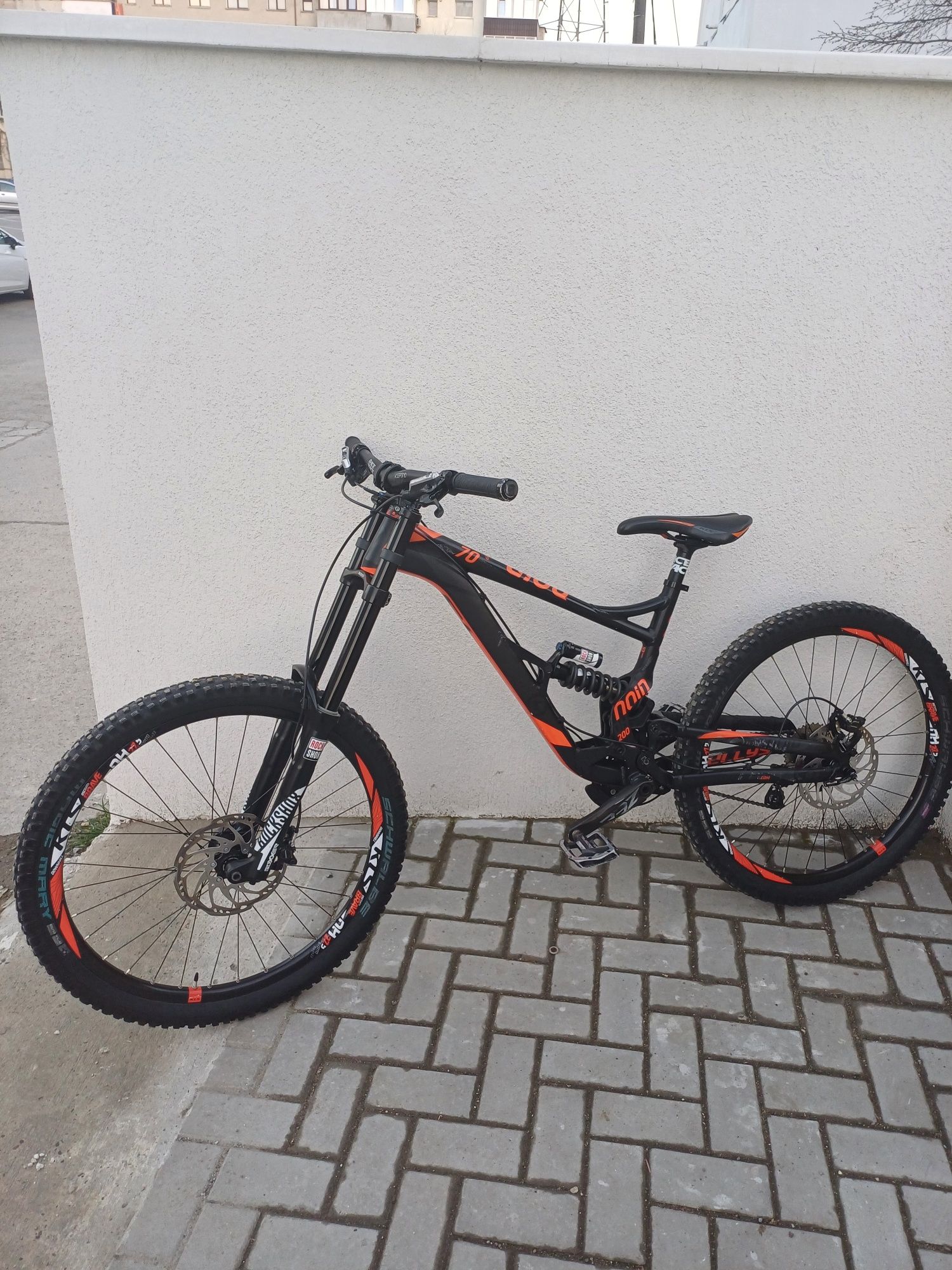 Bicicleta full suspension kellys noid 70