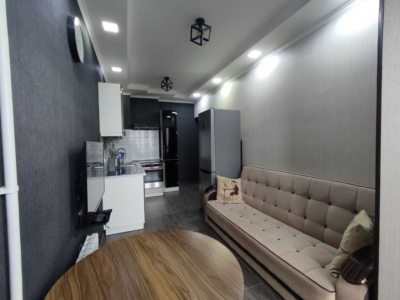 Продаётся 1-комнатная квартира, 43 м²