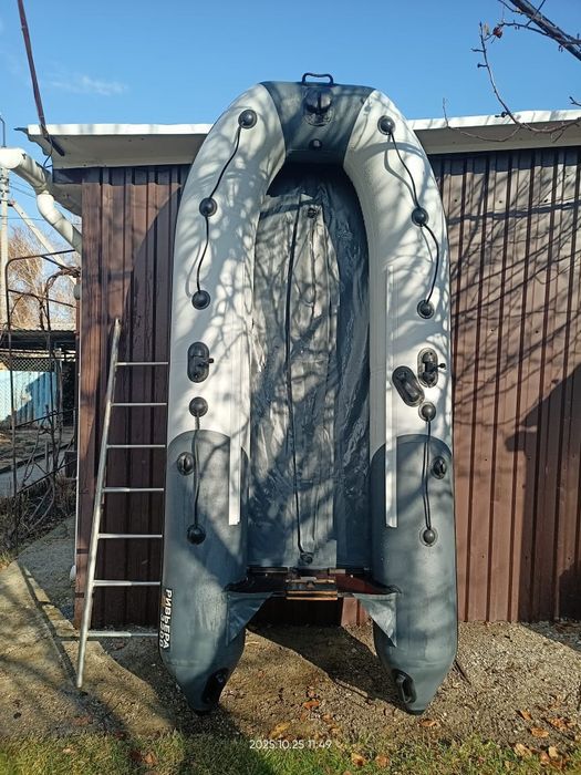 продам лодку Ривьеро 3200 СК