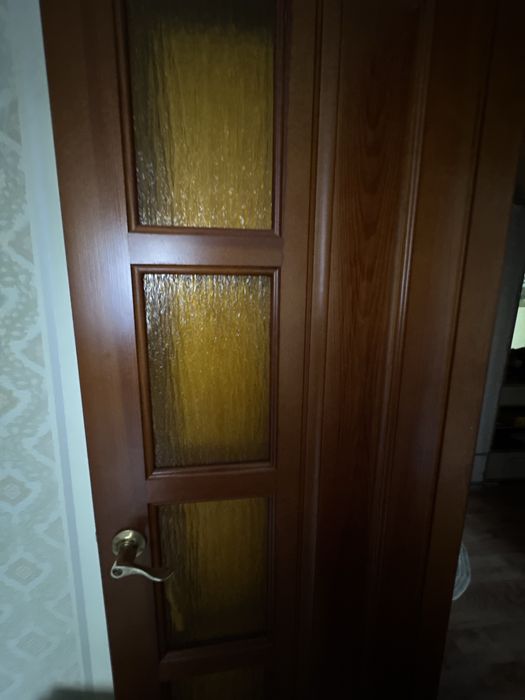 Двери деревянные, межкомнатные
