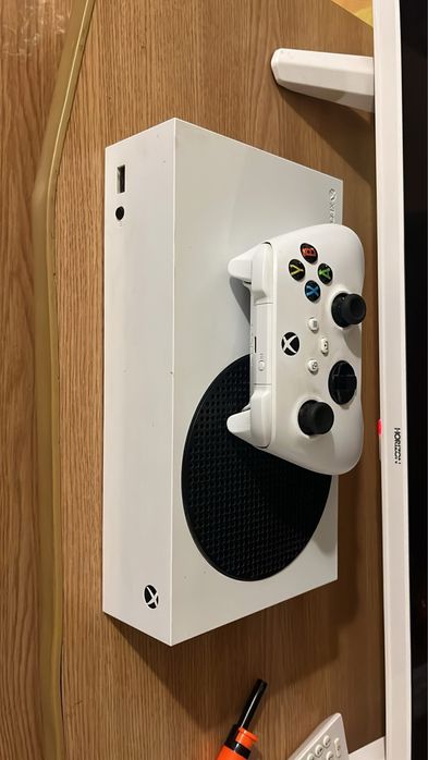 Xbox serie S + maneta