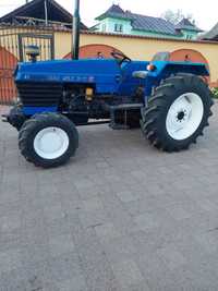 Tractor universal 453 dtc