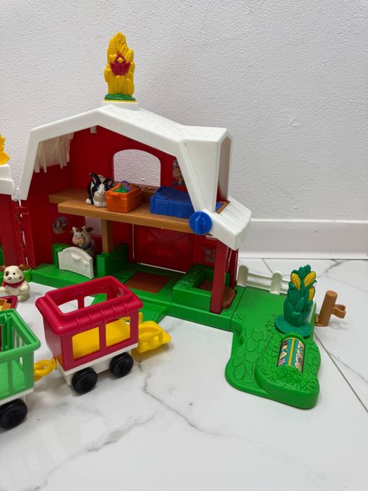 Ferma imensa Little people