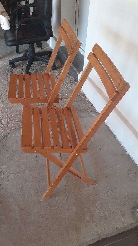 Scaune pliabibile si fixe
