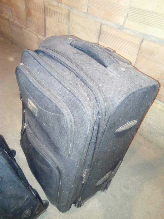 куфари среден размер на колелца