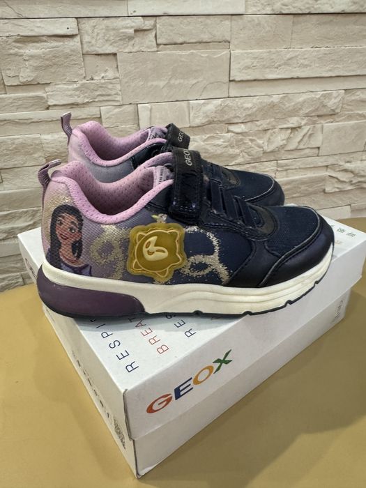 Adidasi Geox cu lumini