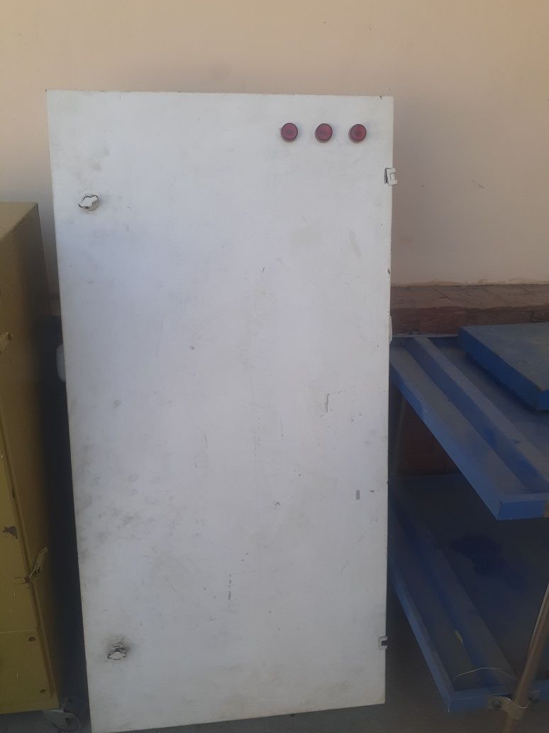 Shit sotiladi ishlab turgan