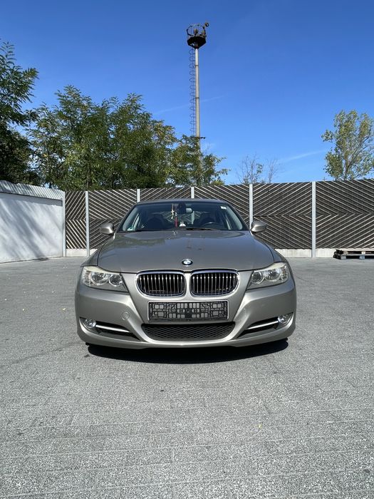 BMW E90,Facelift 320 D