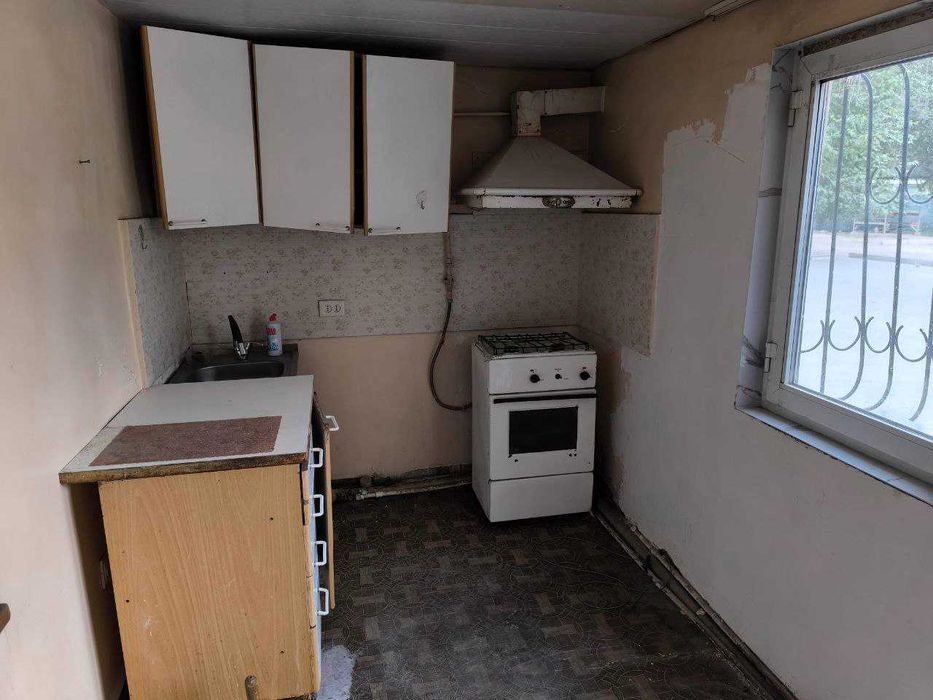 Продаю 1 комнатную квартира ор-р Ботаничекий сад бывшее общежитие