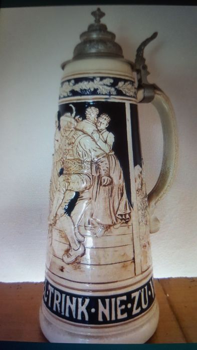 Halbă de bere,ceramica