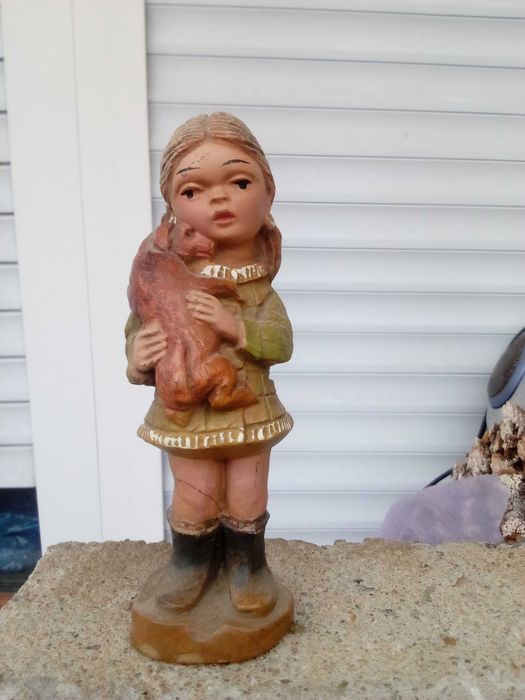 Керамична статуетка