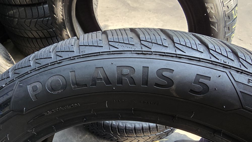 2 anvelope iarnă Barum 215/55/17- transport gratuit