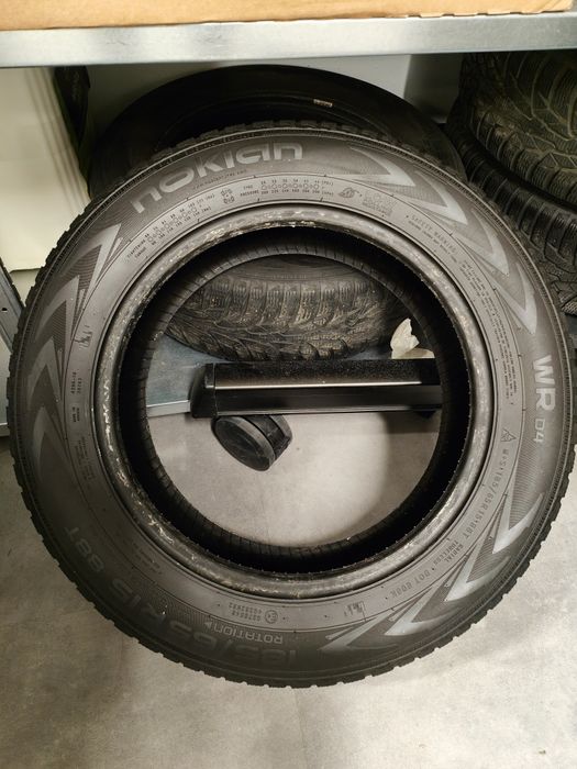 Cauciucuri  nokian wrd4 iarna 185 65 r15
