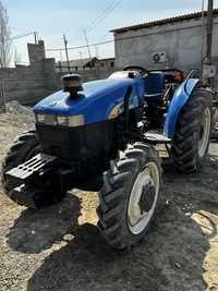 Traktor  New Holland TT40