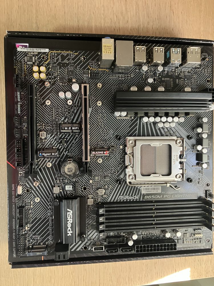 Дънна платка AM5 motherboard ASRock B650M PG Lightning