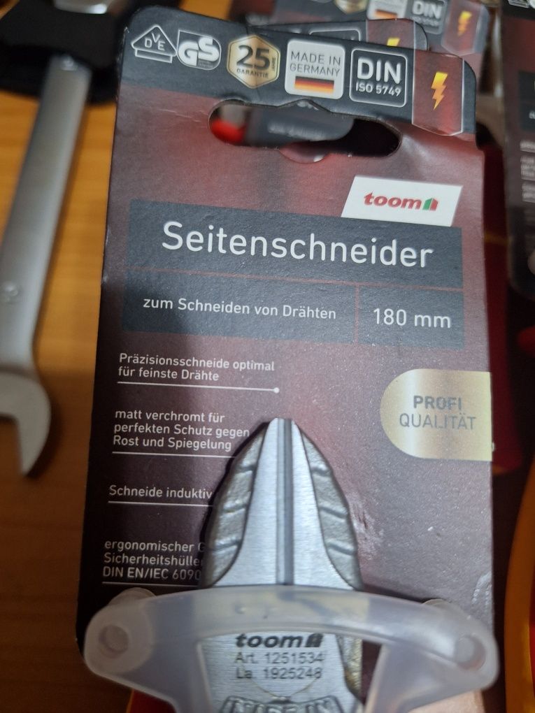 Diferiti patenti,chei si clesti