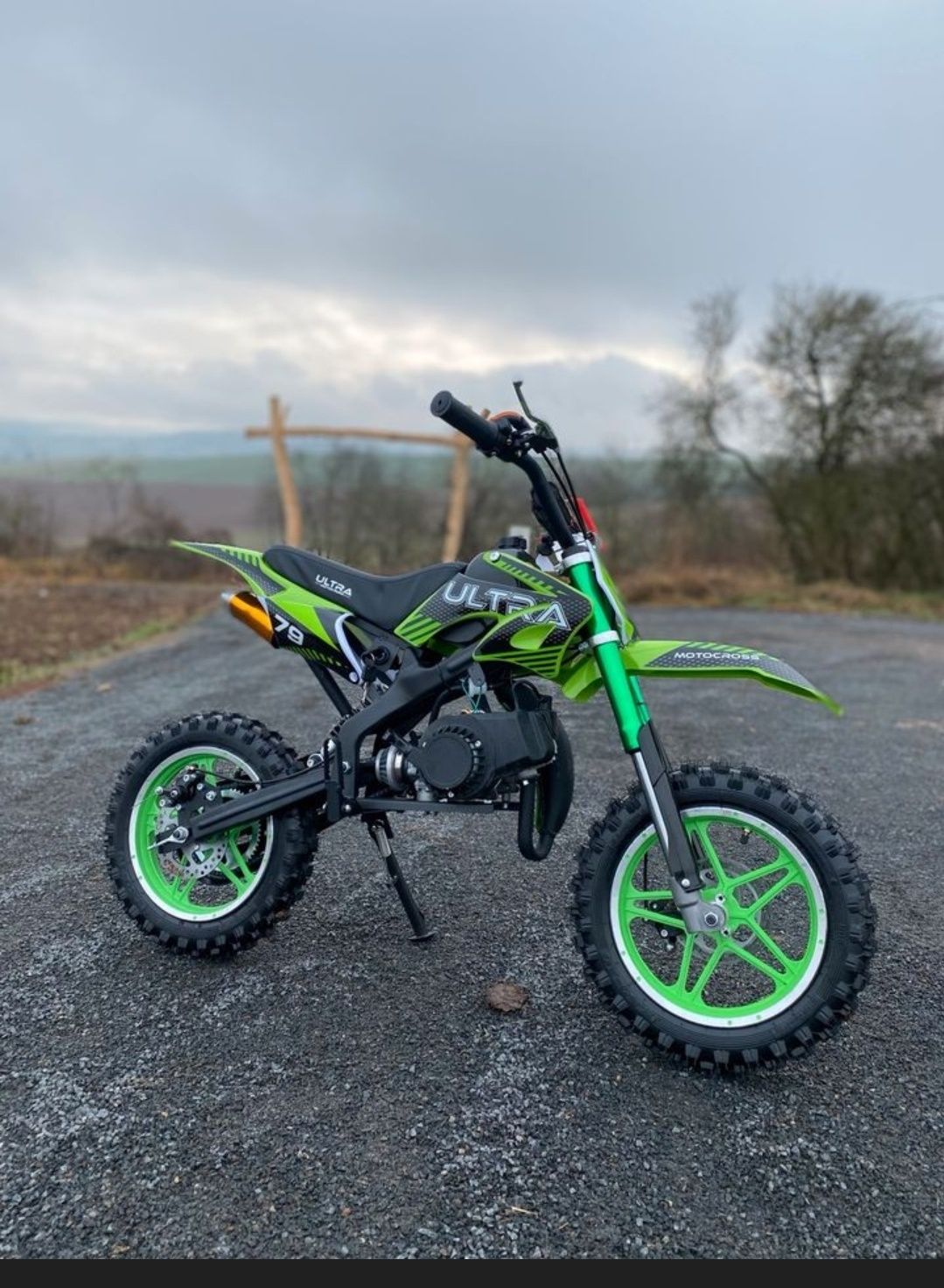 Cross bike poket dirt adus din Germania pentru copii pe benzina