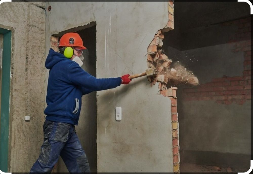 Услуги демонтажа любой сложности