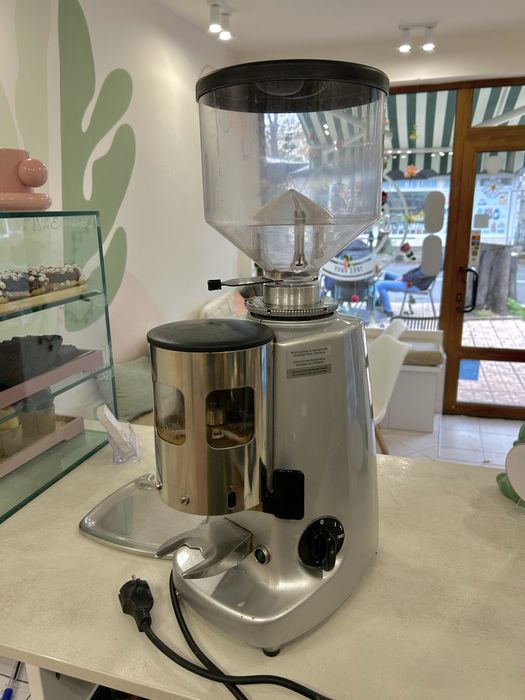 Професионална кафе мелачка Mazzer Mini