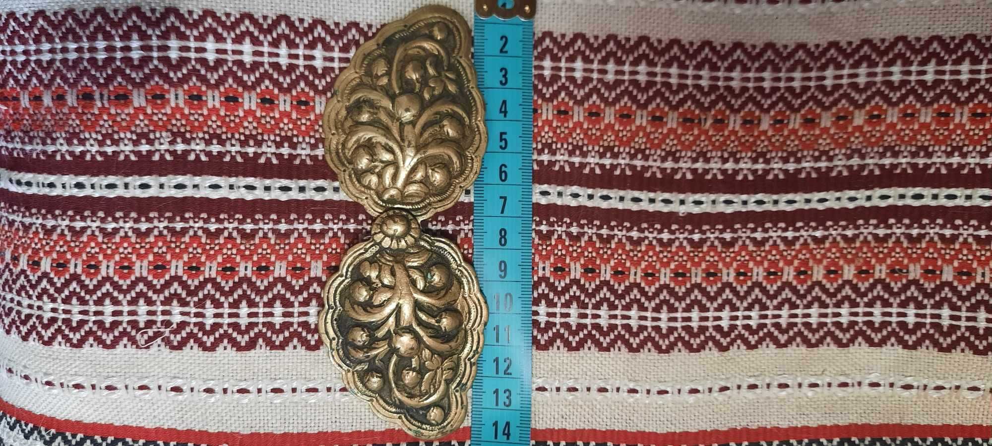 Старинни пафти за носия