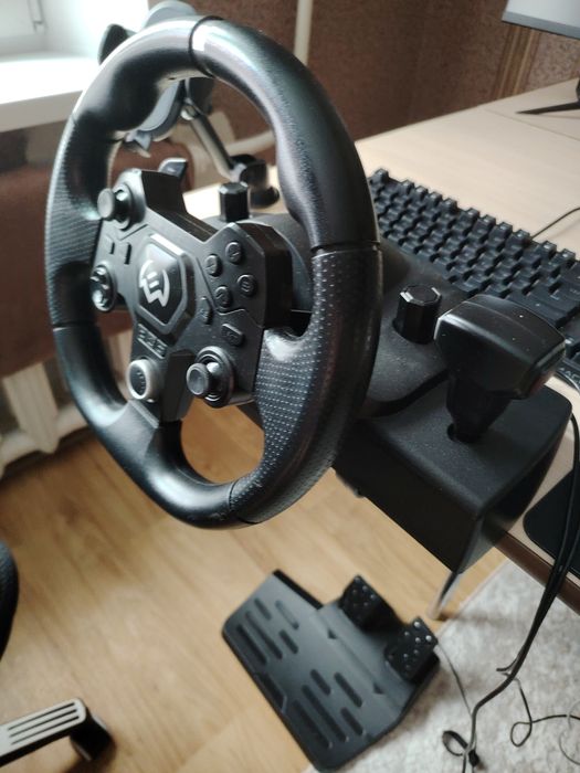 Руль игровой SVEN GC-900 срочная продажа