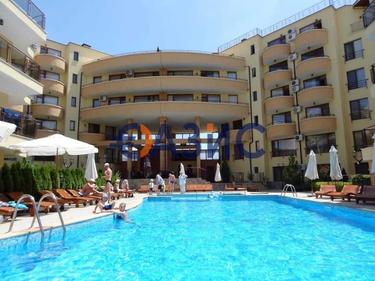 Продава се Двустаен апартамент в Свети Влас - 70 кв.м за 1108 €/кв.м - Снимка #13