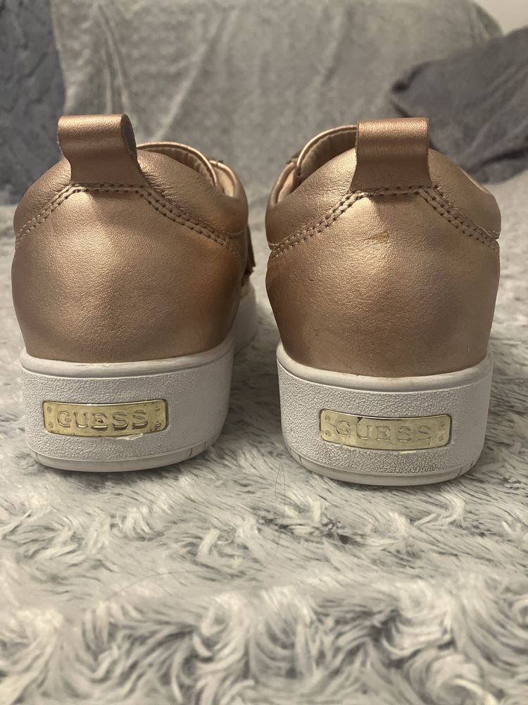 Pantofi guess damă 39