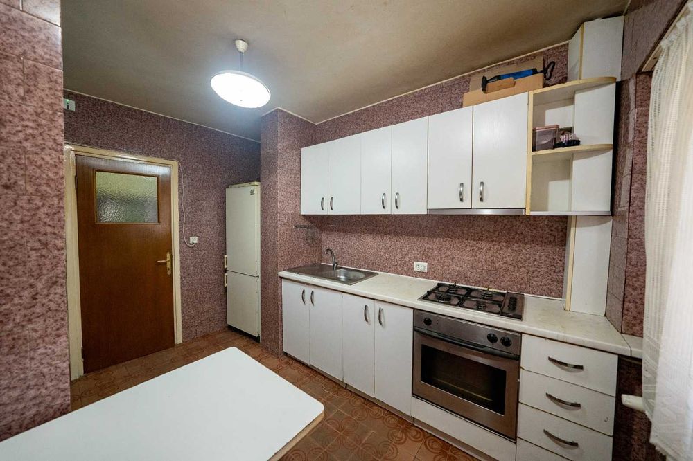 Iancului/Victor Manu - 4 camere stradal