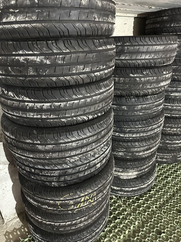 Нови бусове гуми Continental 225/75/16 С